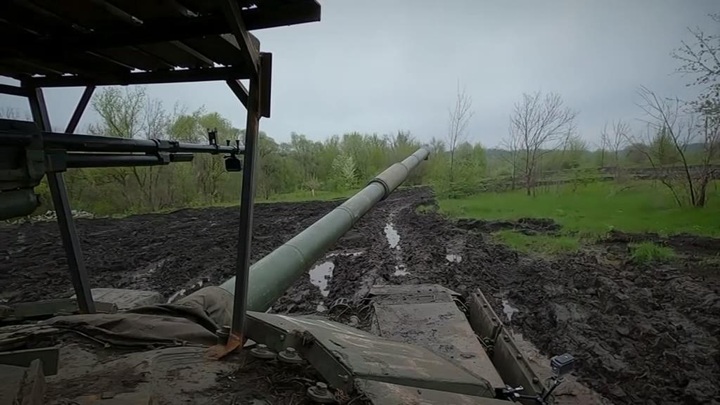 За сутки российские военные нанесли удары по позициям ВСУ в 104 районах